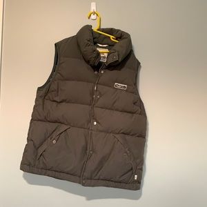 tna vest